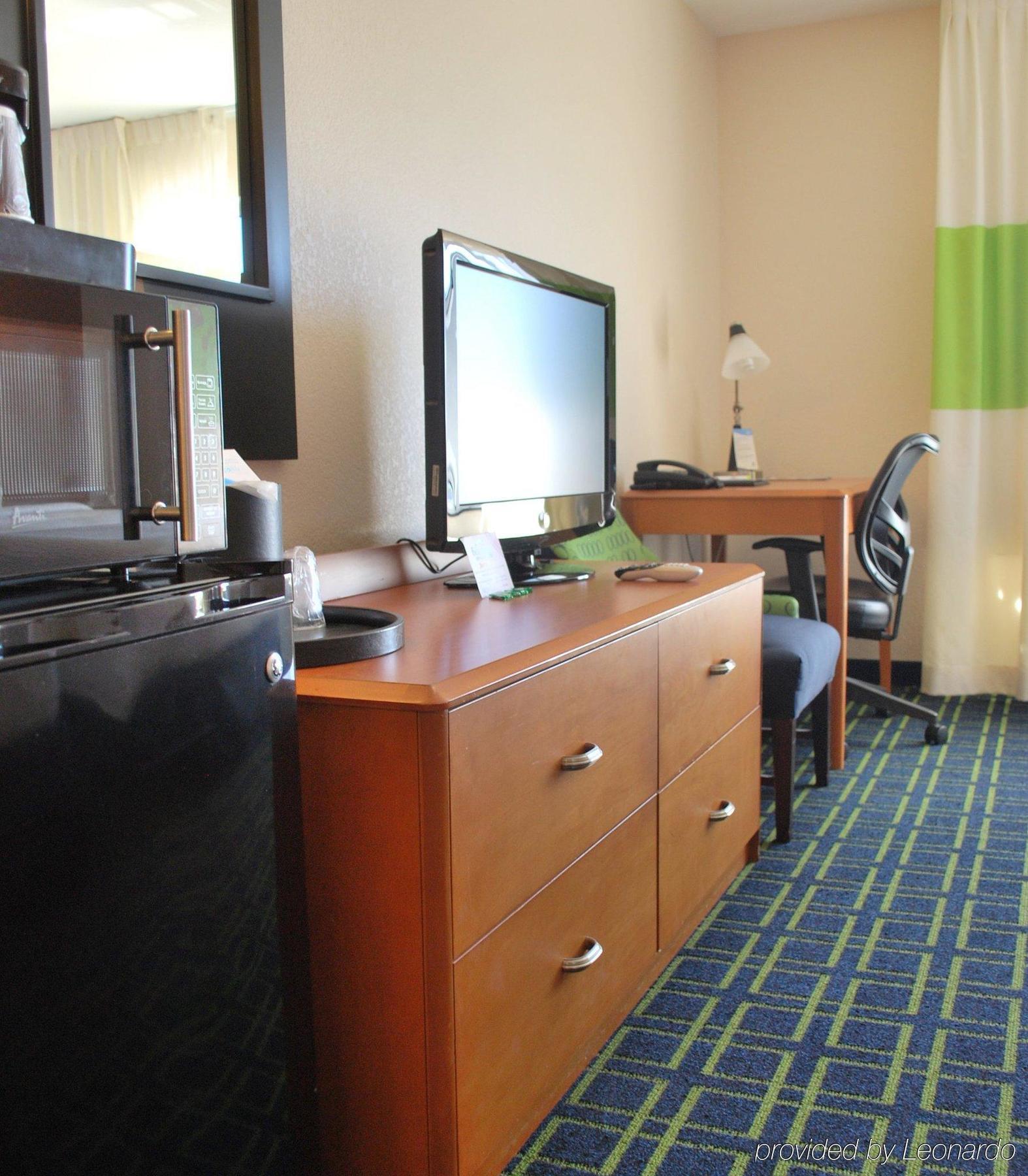 Fairfield Inn & Suites Weatherford Bagian luar foto