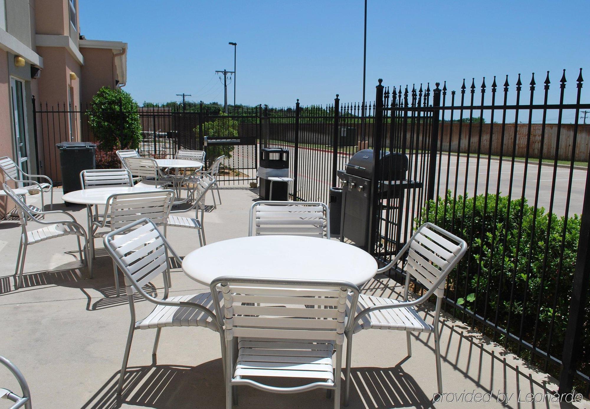 Fairfield Inn & Suites Weatherford Bagian luar foto